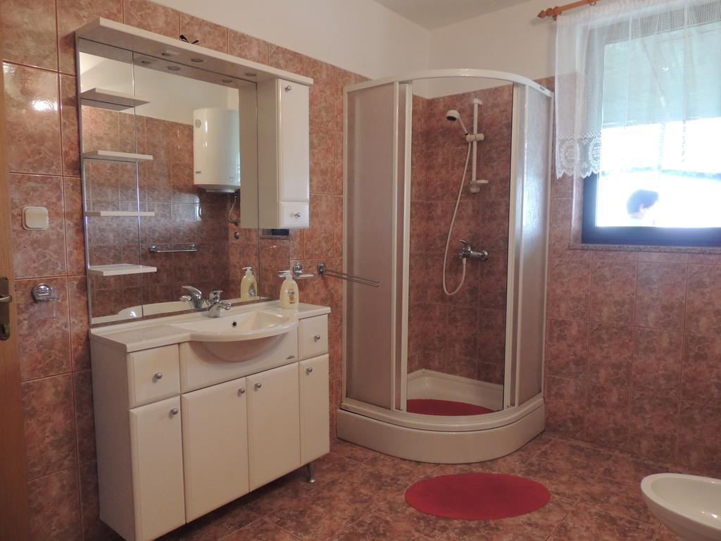 Apartment Nela Bale Bagian luar foto
