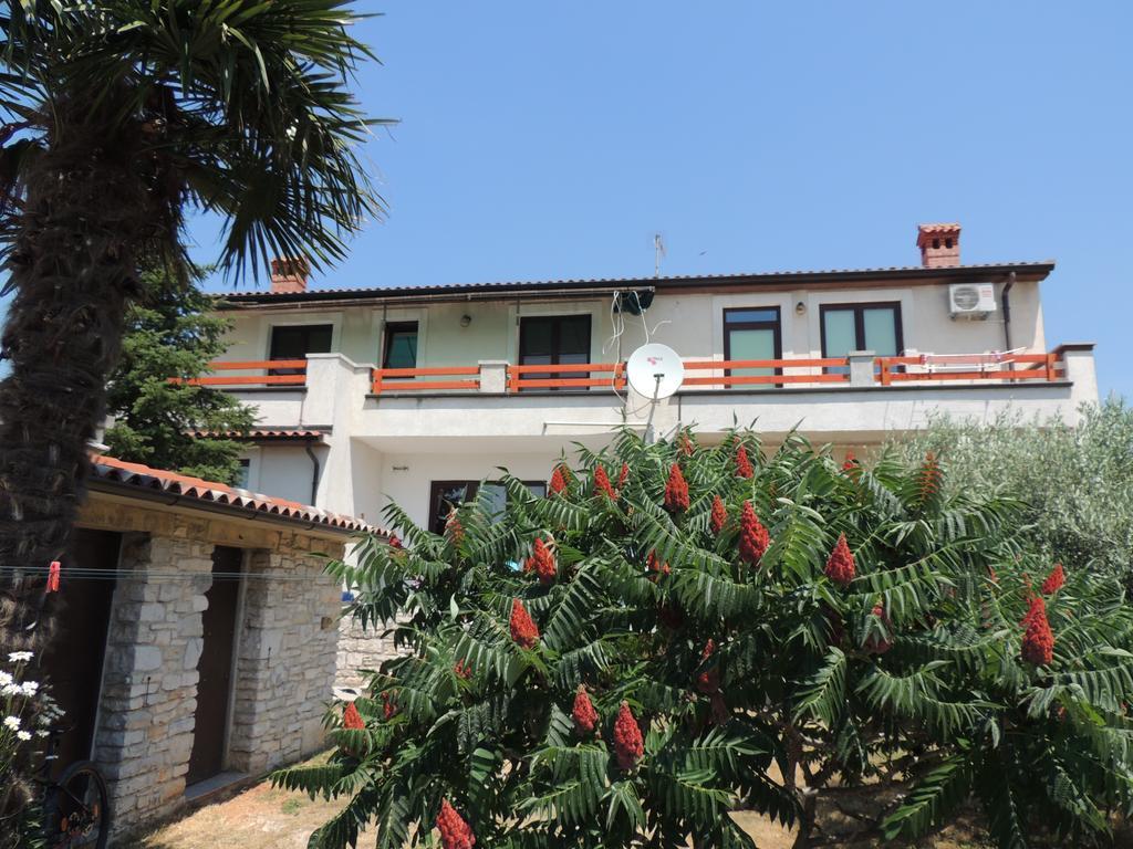 Apartment Nela Bale Bagian luar foto